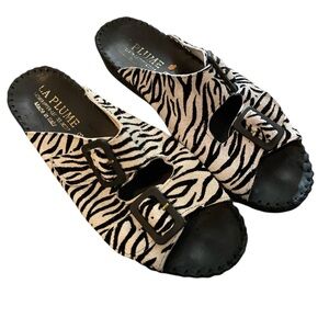 EE1- Women’s 38 (US 7.5/8) La Plume leather upper Zebra Print Sandals